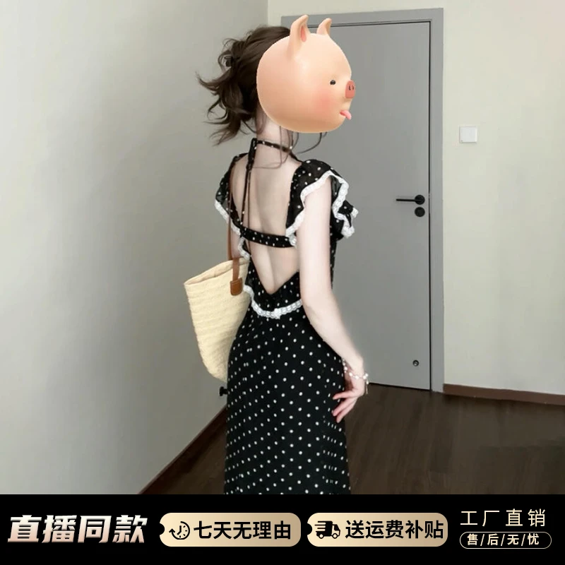 2026新款法式方领蕾丝荷叶边波点吊带连衣裙子女夏季露背收腰长裙