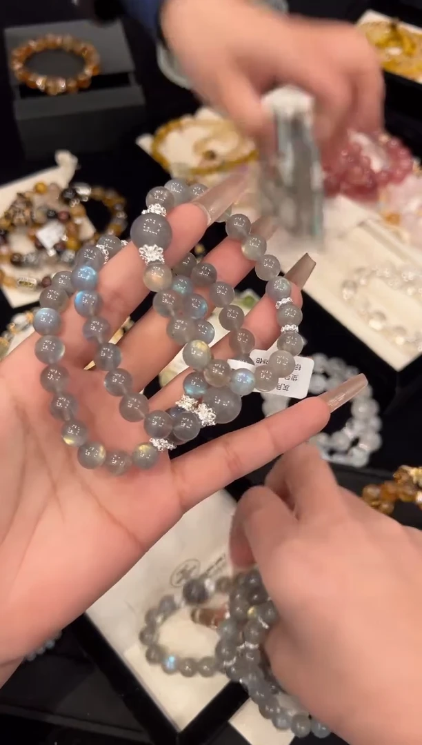 【闪购商品】水晶手链合金灰月光手链x1172