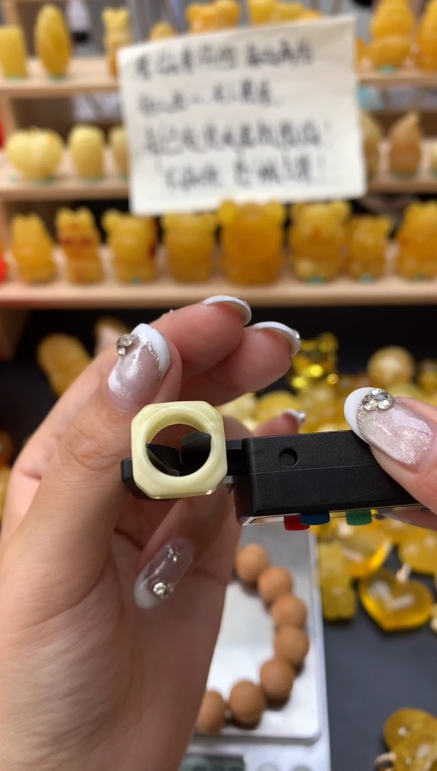琥珀未镶嵌珠宝奇石072琥珀蜜蜡微瑕