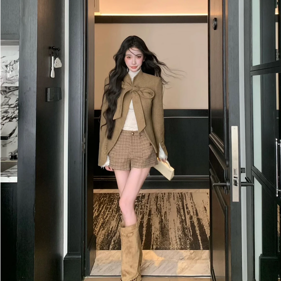 时尚套装性感辣妹白色打底蕾丝长袖上衣宽松外套性感短裤气质套装