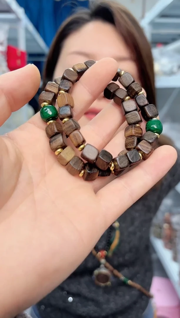 【闪购商品】檀香木手串/手链香香木颗颗方珠单圈