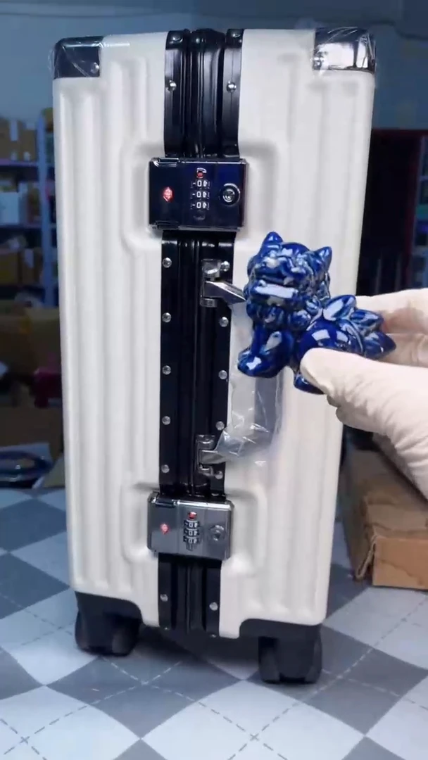 瓷片陶瓷如图所示周边