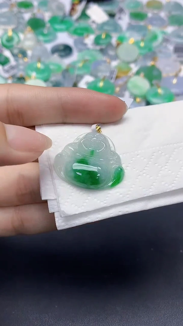 翡翠18K金镶嵌颈饰天然缅甸a货翡翠