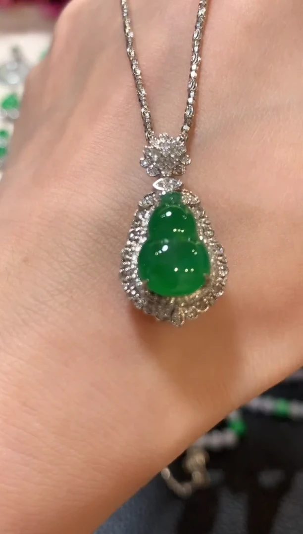 吊坠(不含链)18K金镶嵌翡翠z61