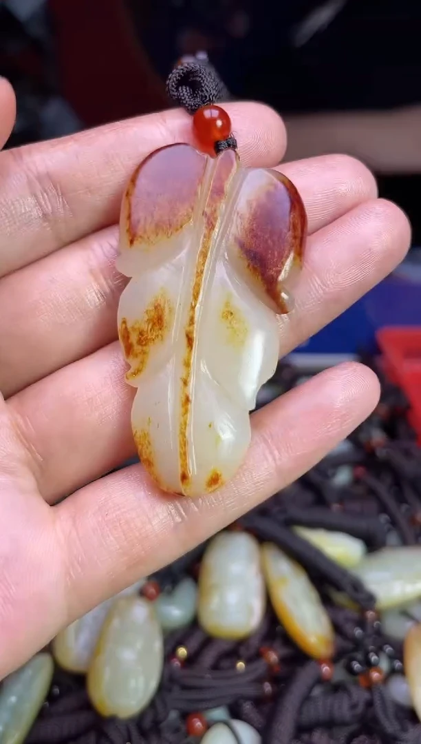 未镶嵌和田玉挂件1