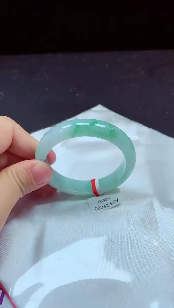 【闪购商品】翡翠手镯未镶嵌镯子53+