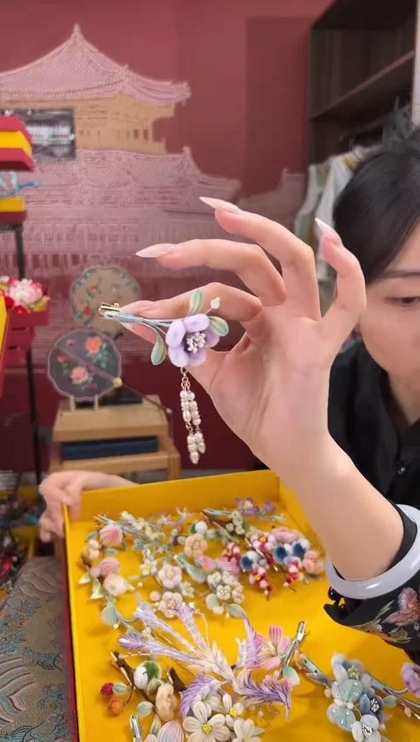 【闪购商品】刺绣非遗绒花（发饰）