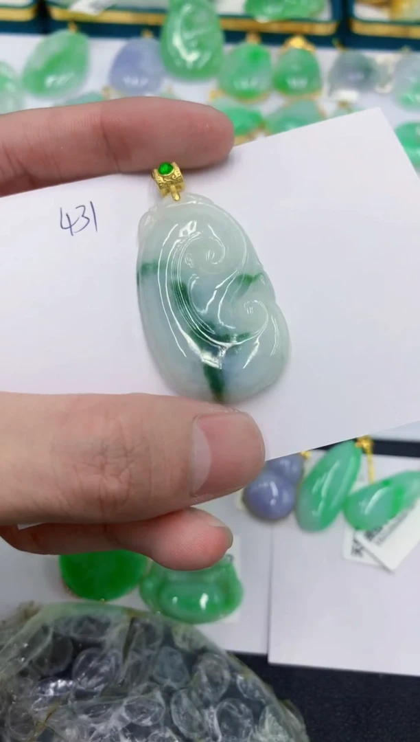 颈饰未镶嵌翡翠1111111