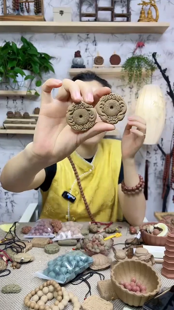 泥塑四季归脾双龙戏珠