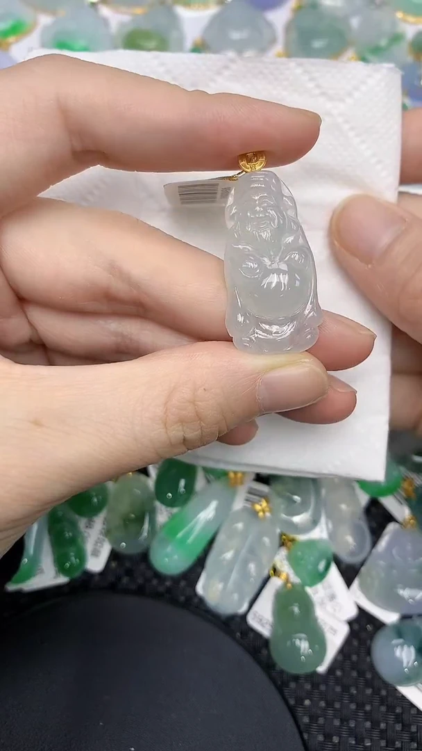 颈饰18K金镶嵌翡翠11111111