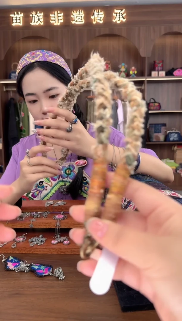 刺绣扶光苗绣传承L27