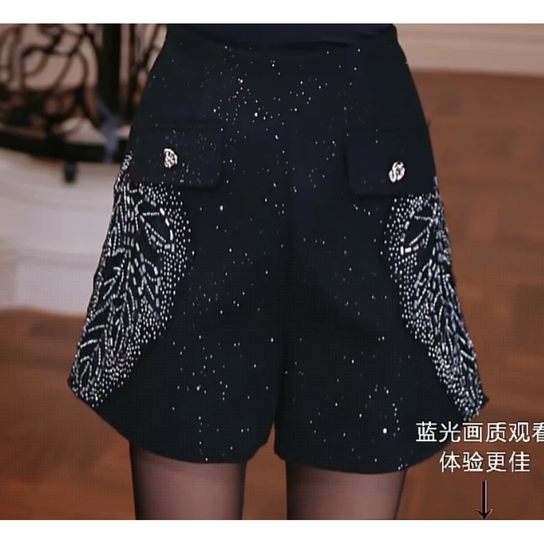 【芙娜妮】2025秋冬新款设计感重工短裤气质女装百搭通勤F2530987B