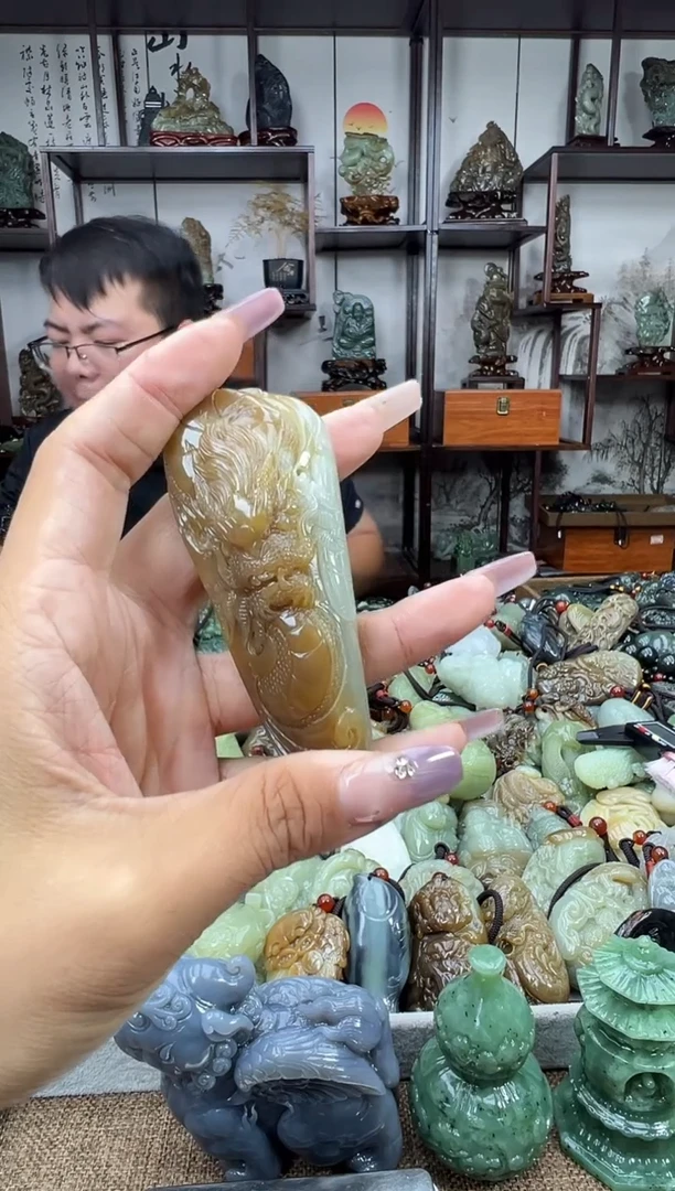 未镶嵌和田玉把件1