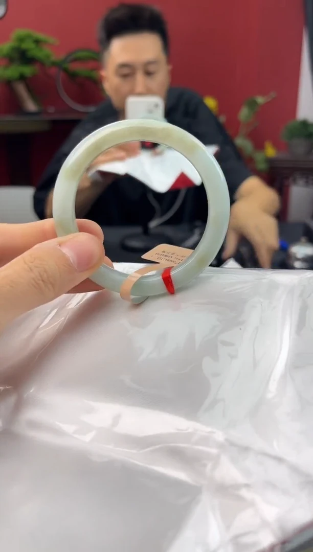 未镶嵌手镯翡翠10