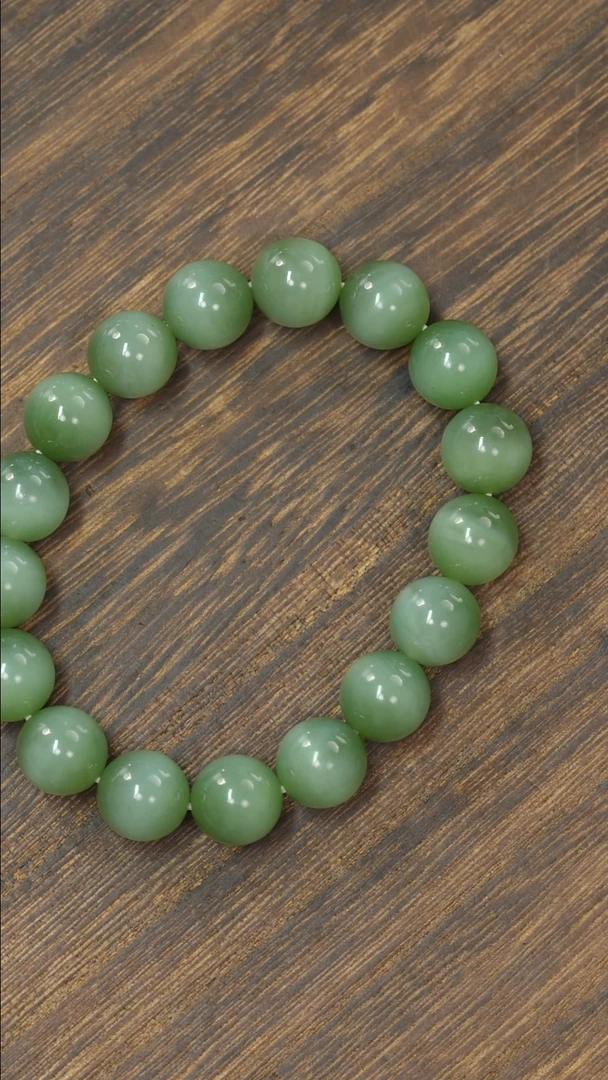 和田玉未镶嵌珠宝奇石1