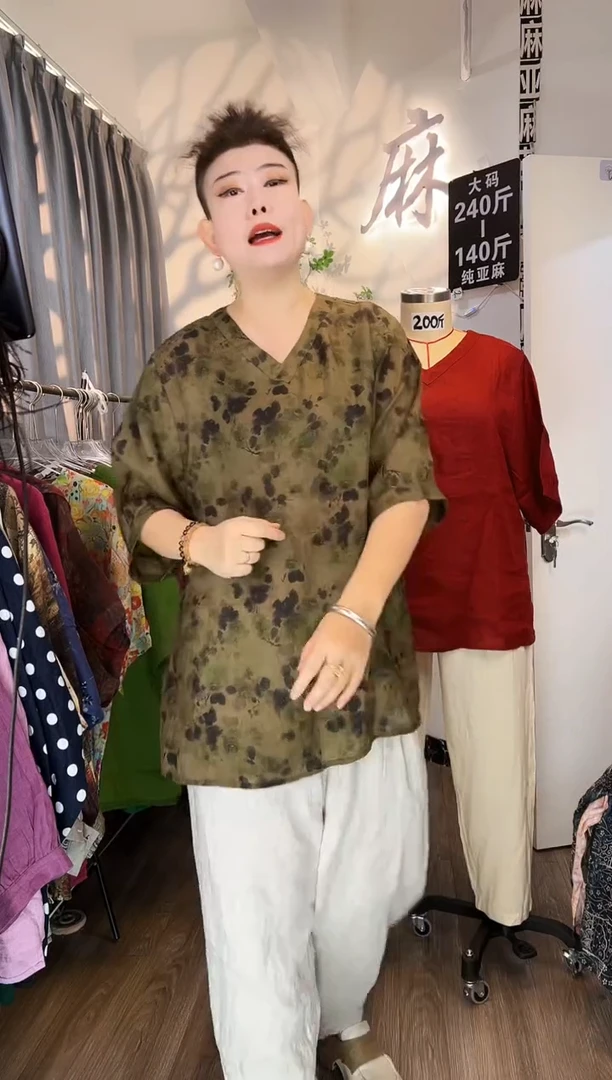 亚麻大码女装系列。