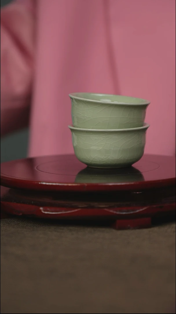 豆绿 小圆杯 无底款 单只