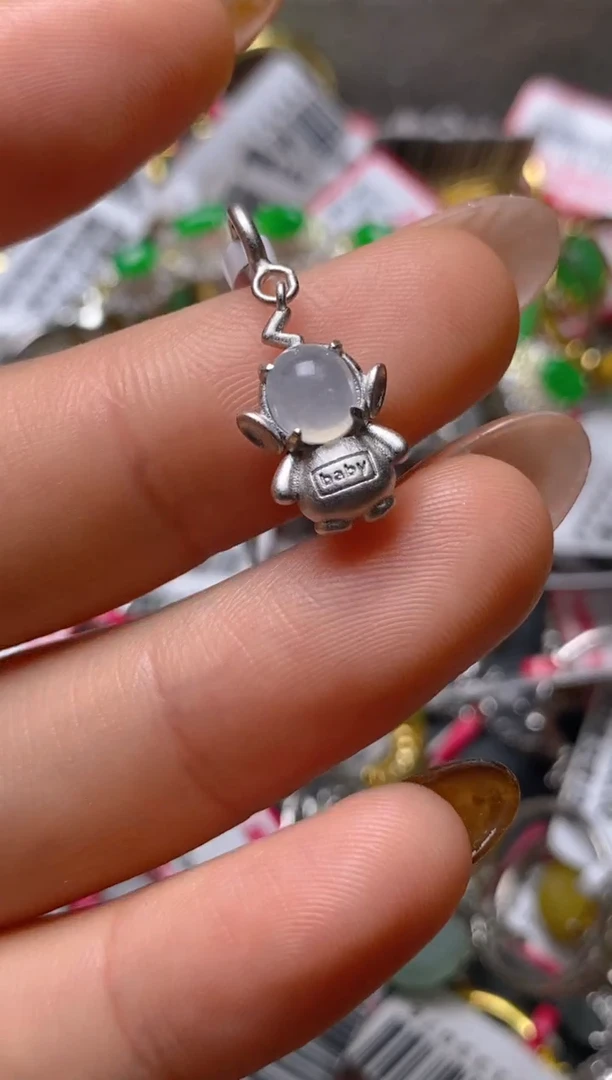 银S925镶嵌戒指翡翠百内无证书