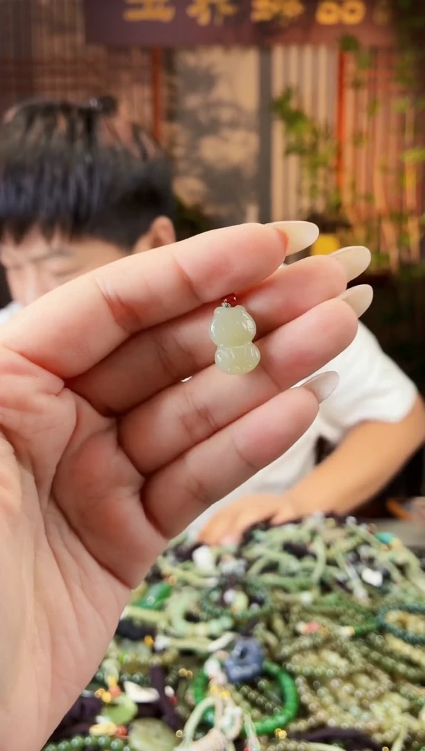 颈饰未镶嵌和田玉多样性发货拍一发一