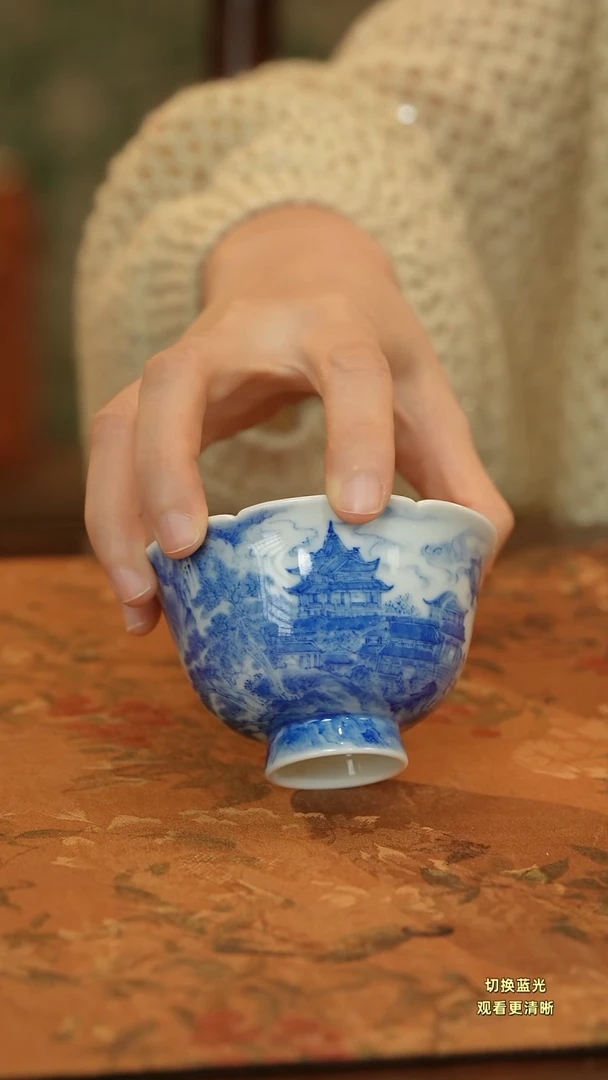 师姐手绘青花山水楼阁杯