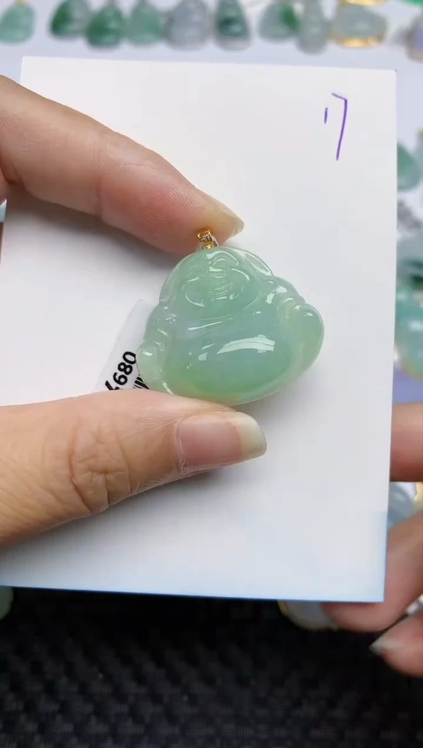 翡翠18K金镶嵌颈饰天然A货翡翠