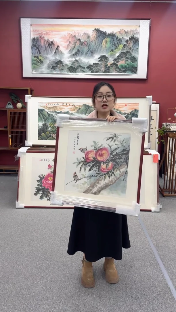 国画手绘 68*68斗方蟠桃