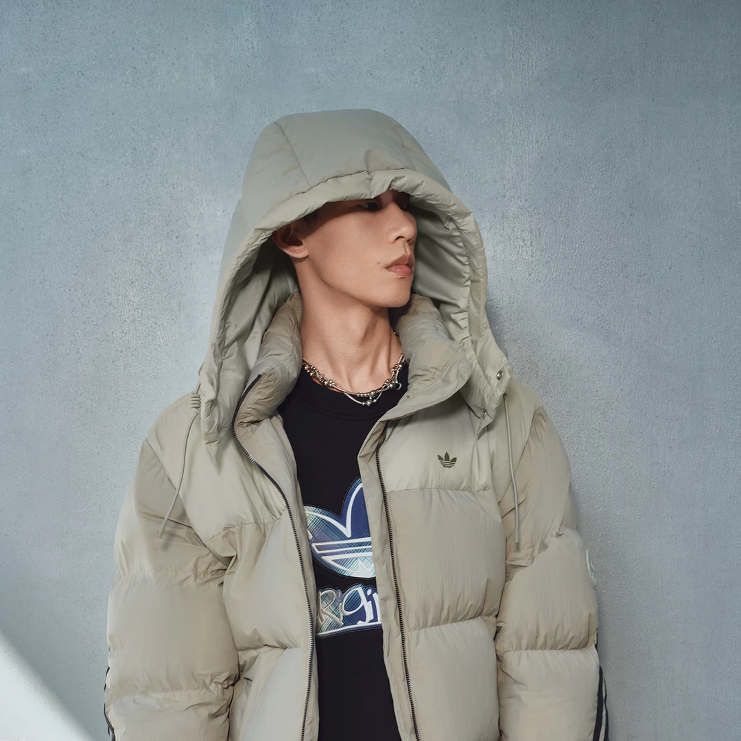 adidas PUFFER DOWN 暖「芯」科技保暖鸭绒连帽面包羽绒服 KC2563 X