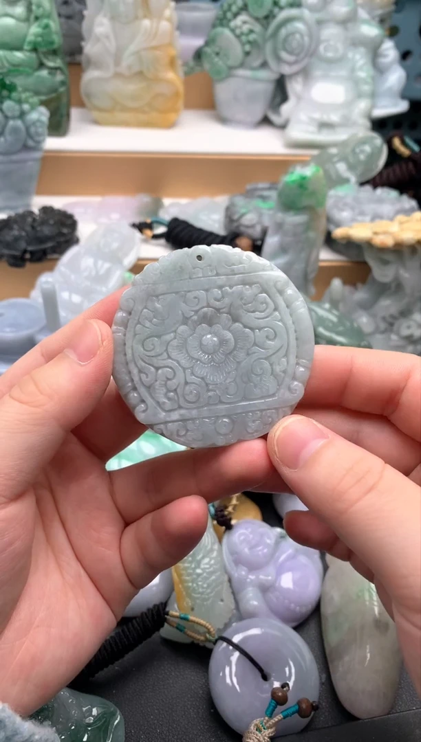 吊坠(不含链)未镶嵌翡翠1