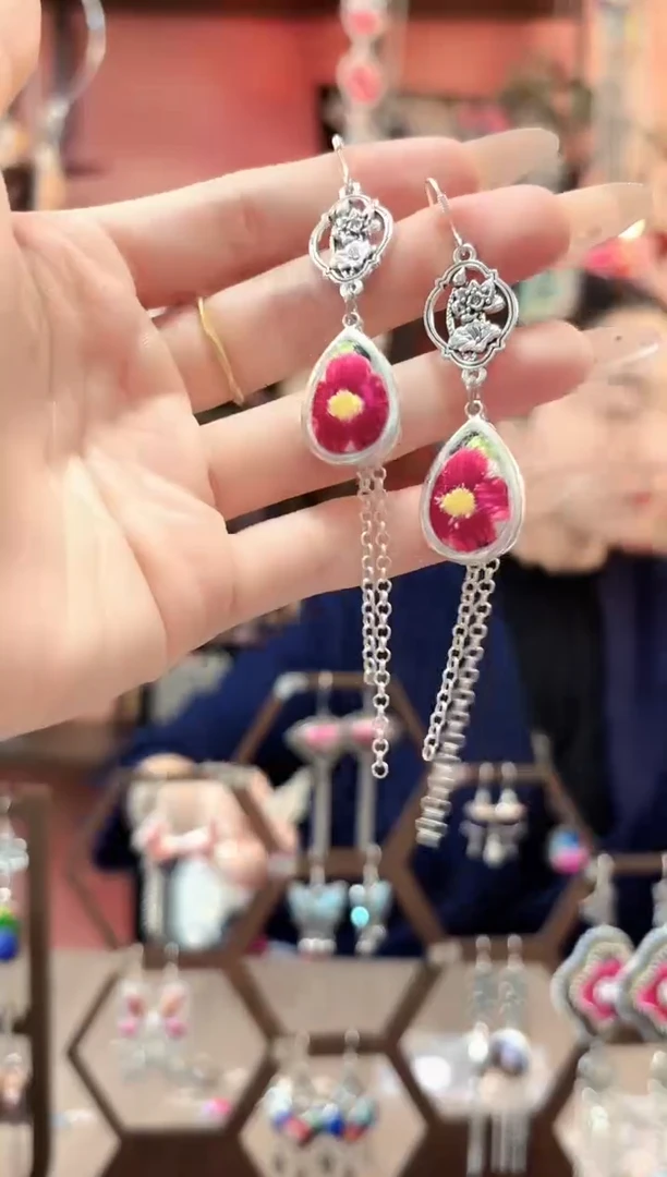 织绣云织谣民族风精美饰品442