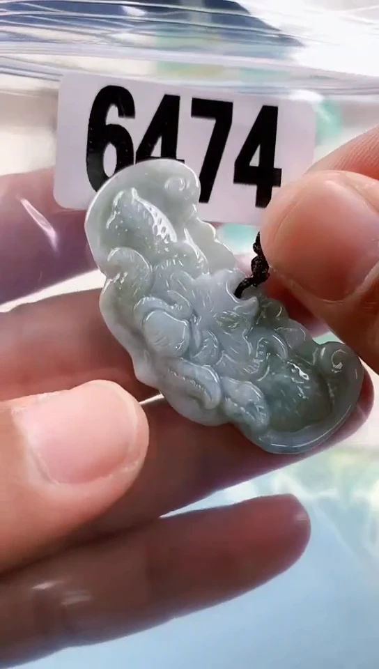 【闪购商品】翡翠挂件未镶嵌天然翡翠吊坠挂件