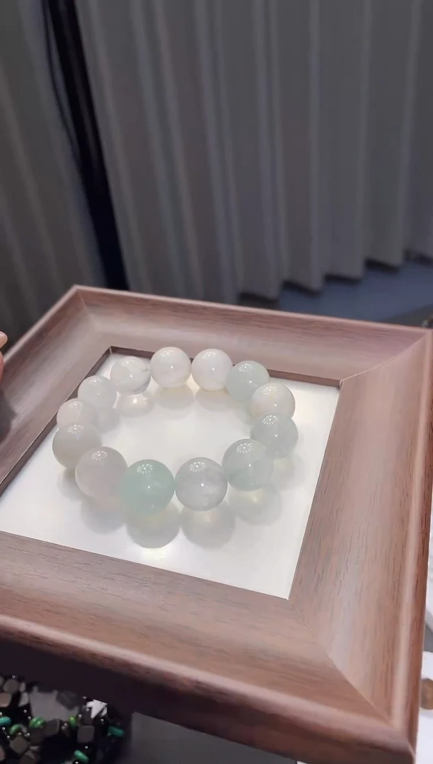 未镶嵌手串水晶?***?薄荷漫播