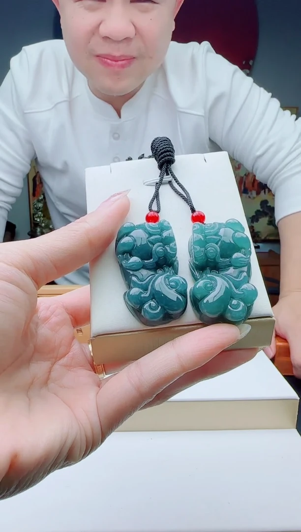 颈饰未镶嵌翡翠多样性发其一