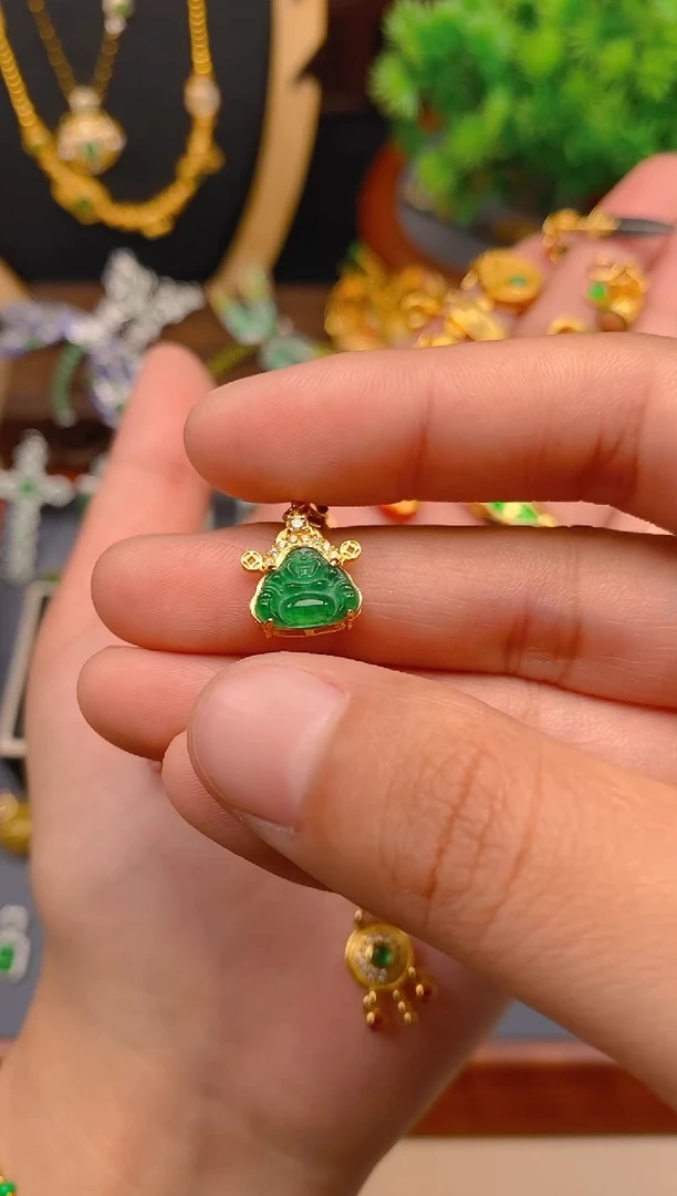 【闪购商品】翡翠吊坠(不含链)银S925镶嵌金色财神佛公