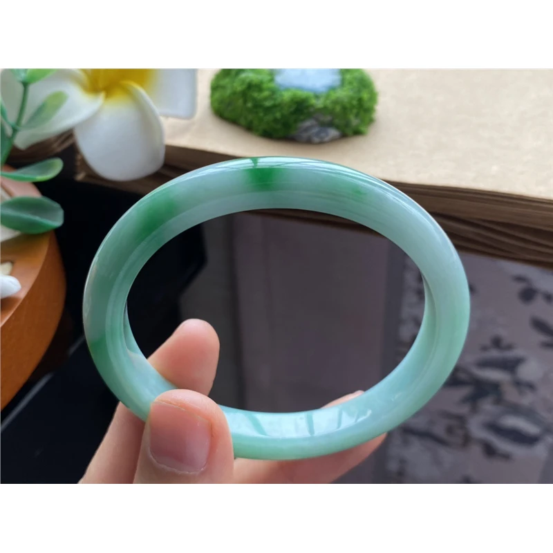 天然翡翠808批次6568号55.3-47.5-9-7贵妃适合正圈53天然翡翠手镯