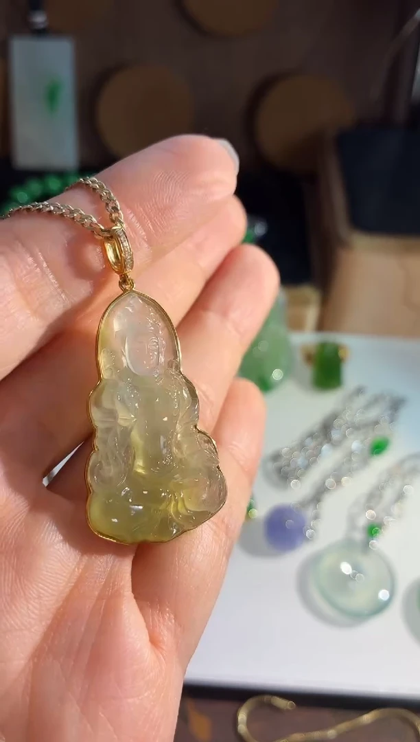 吊坠(不含链)18K金镶嵌翡翠吊坠