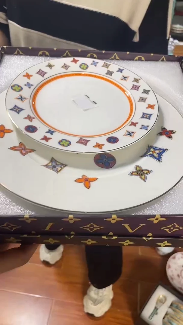 杯鸿辉家品牌瓷器，京东包邮！