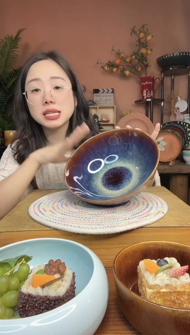 陶瓷9英寸渐变色大汤碗 微瑕疵