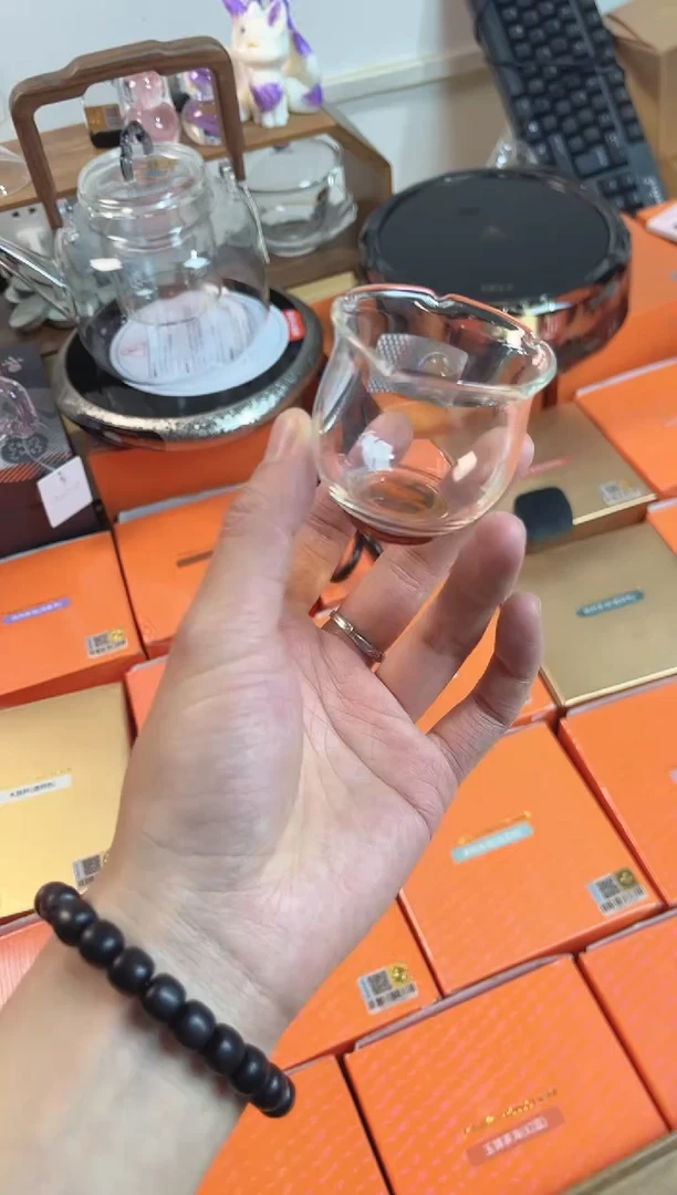 华蕊杯琥珀色，，，，，，，，