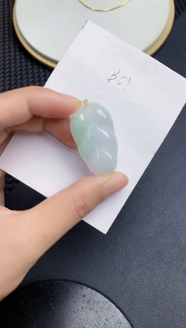 【闪购商品】翡翠颈饰18K金镶嵌000000000