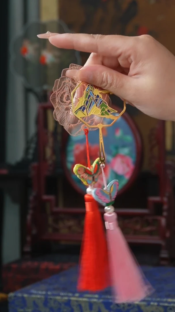 刺绣书签吊坠非遗