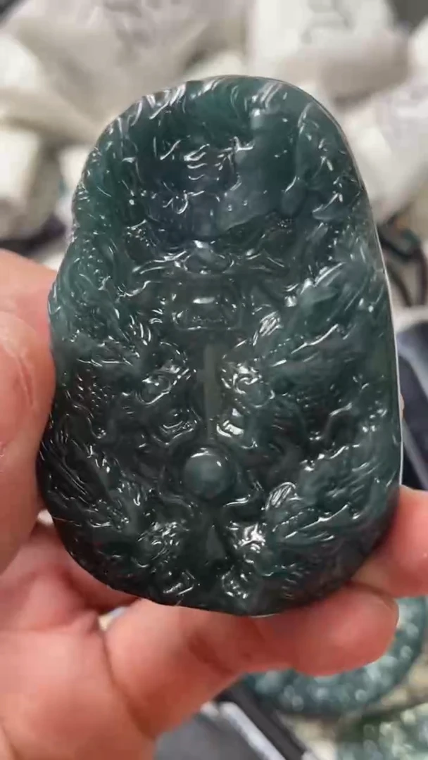 颈饰未镶嵌翡翠8