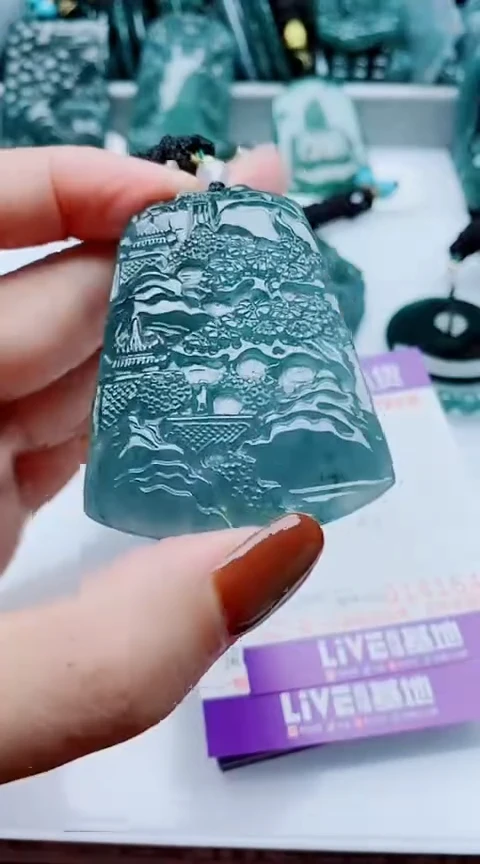 颈饰未镶嵌翡翠           多样性发其1一