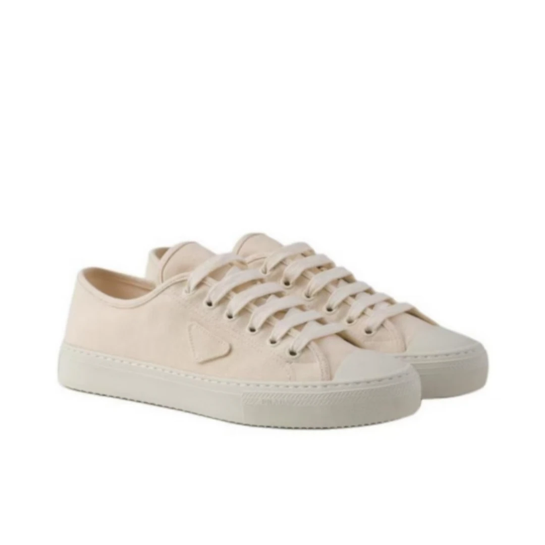 全新未使用 Prada/普拉达 米白色休闲鞋 MCS30405