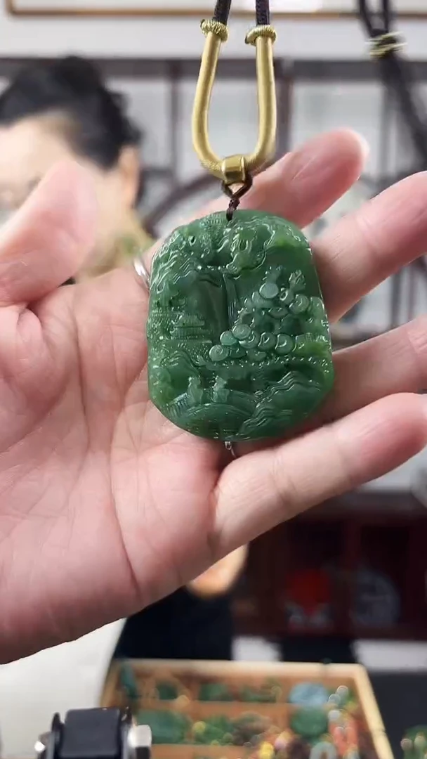 颈饰未镶嵌和田玉山水