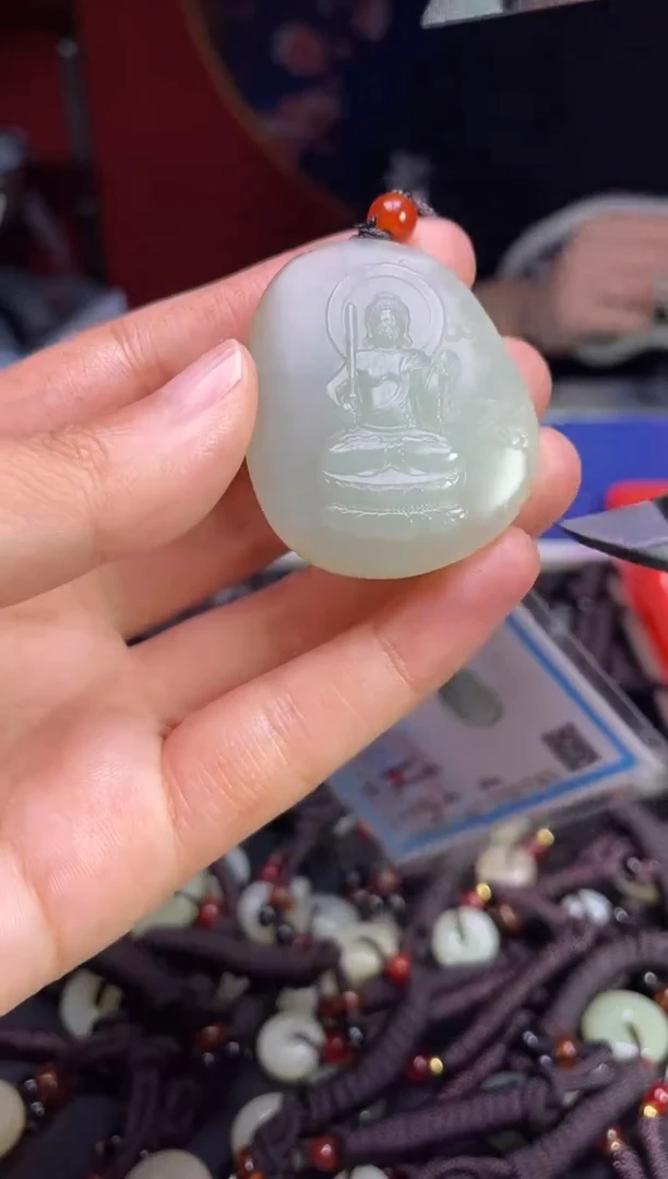 未镶嵌和田玉挂件1