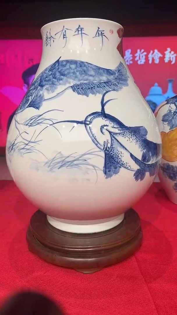 其他崔景哲-瓷器-C大-年年有余