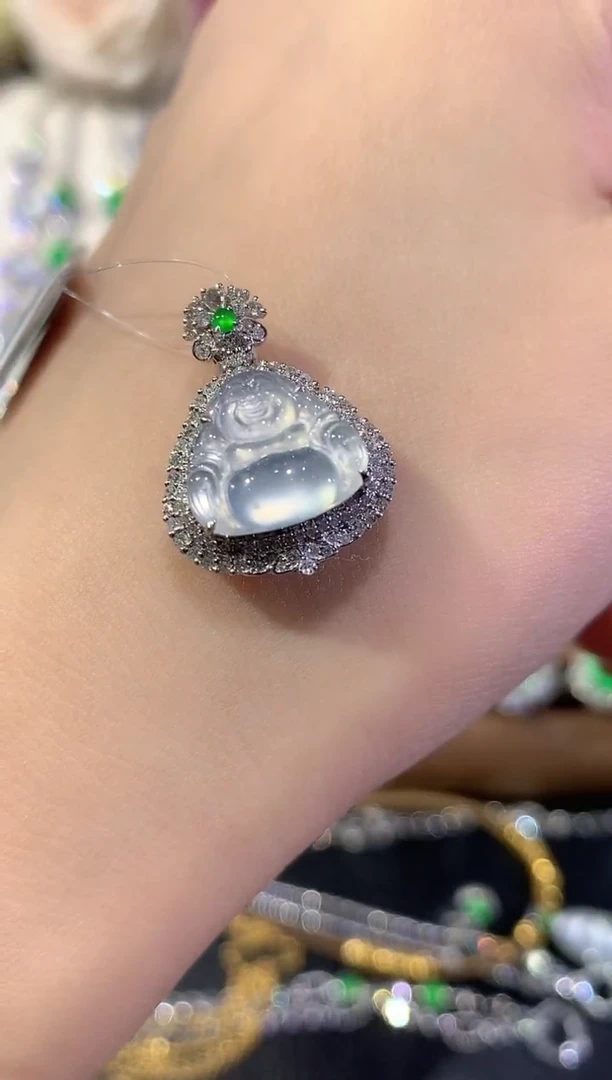 吊坠(不含链)18K金镶嵌翡翠a77