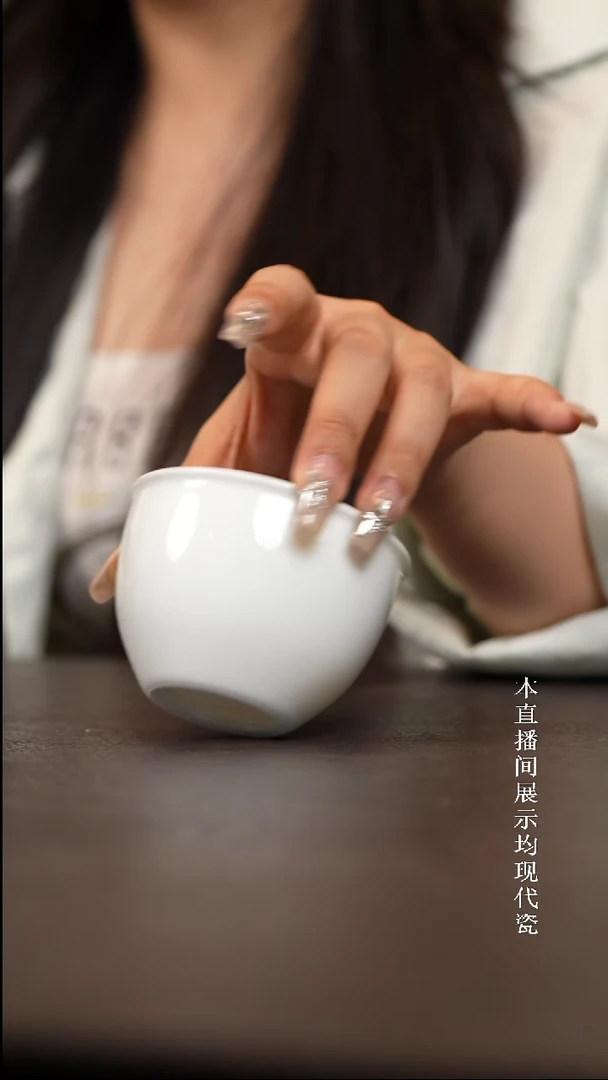 景德镇白胎缸杯1