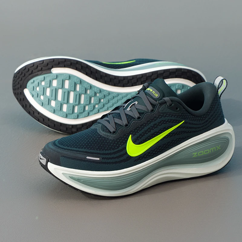 【冬日穿搭】Nike耐克超级迈柔男子跑步鞋VOMERO PLUS运动鞋休闲鞋