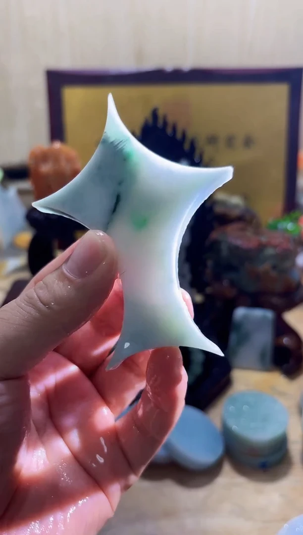 颈饰未镶嵌翡翠A货常星5185